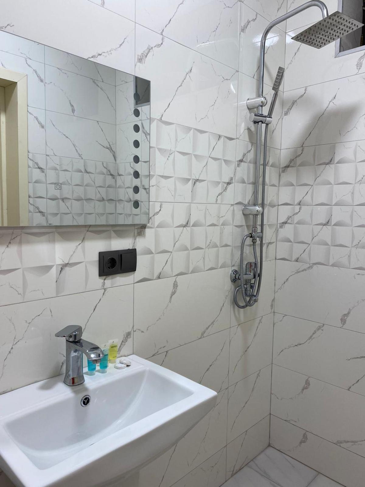 Boutique Hotel Raqwine Tbilisi Exteriör bild