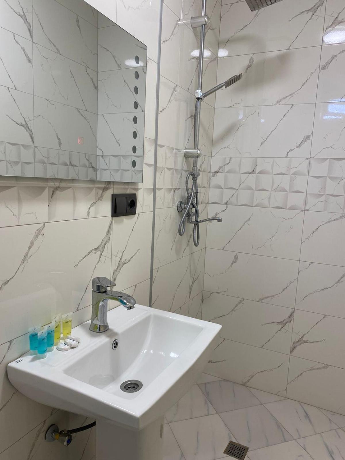 Boutique Hotel Raqwine Tbilisi Exteriör bild